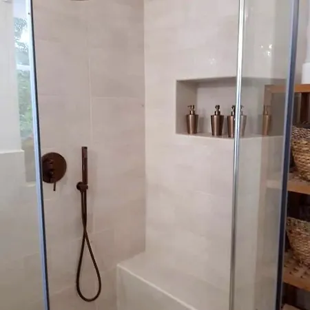 Podhanská Roubenka Aparthotel Česká Kamenice